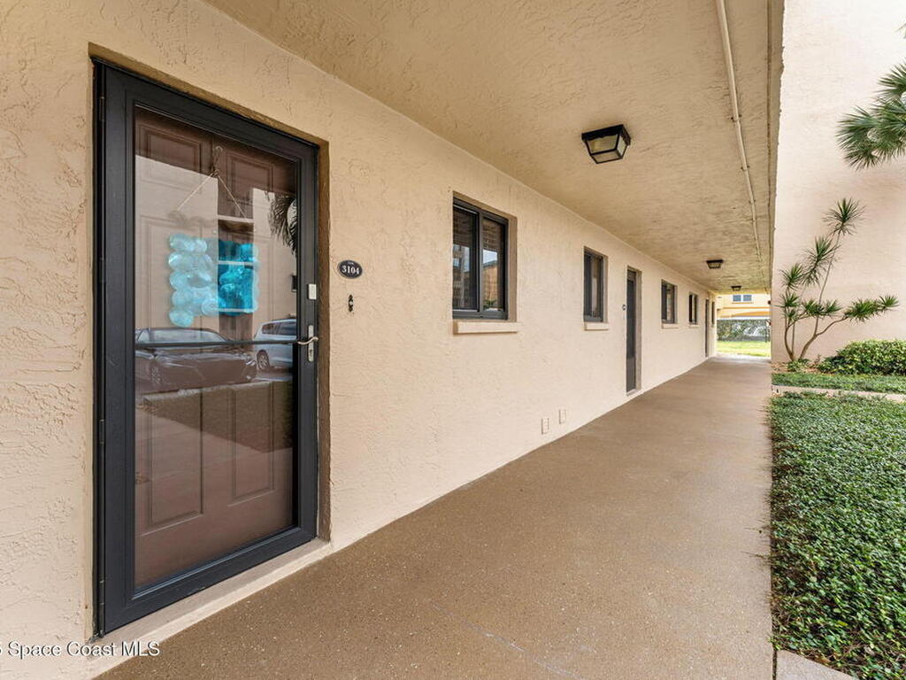 8496 Ridgewood Avenue, Cape Canaveral, FL 32920