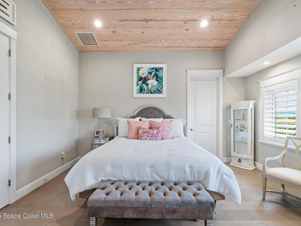 14 Cottage Court, Cocoa Beach, FL 32931