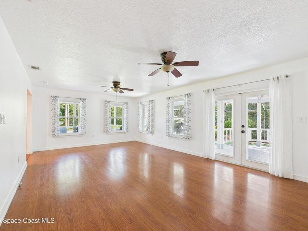 3435 Huggins Drive, Malabar, FL 32950