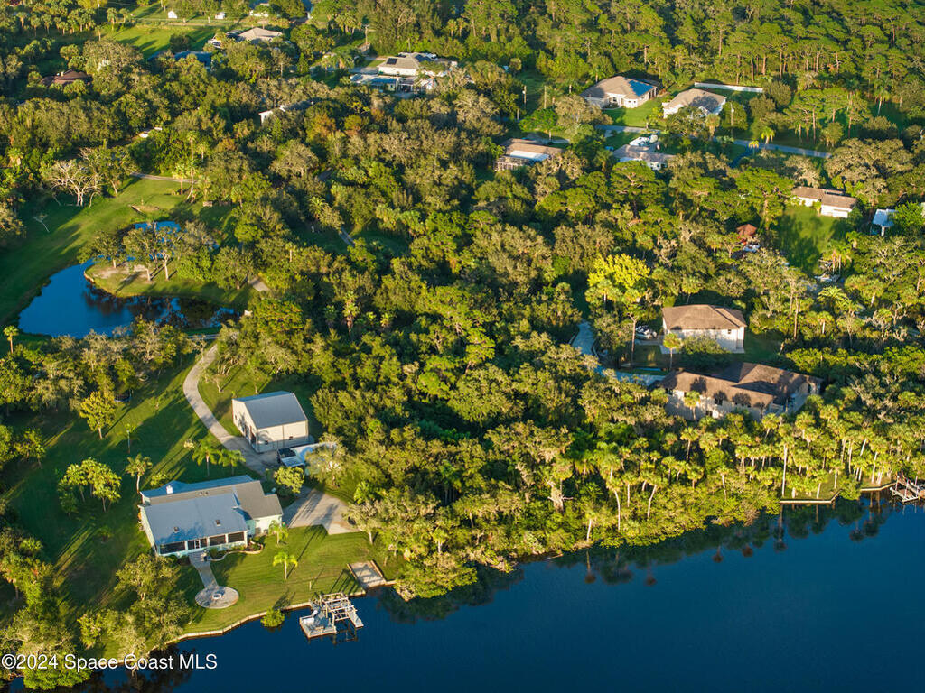 9598 Tortoise Lane, Micco, FL 32976