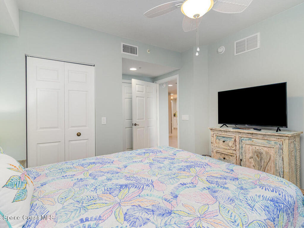 5 Indian River Avenue, Titusville, FL 32796