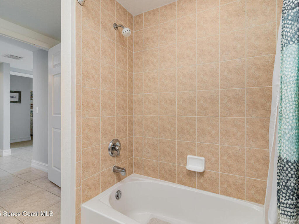 5 Indian River Avenue, Titusville, FL 32796