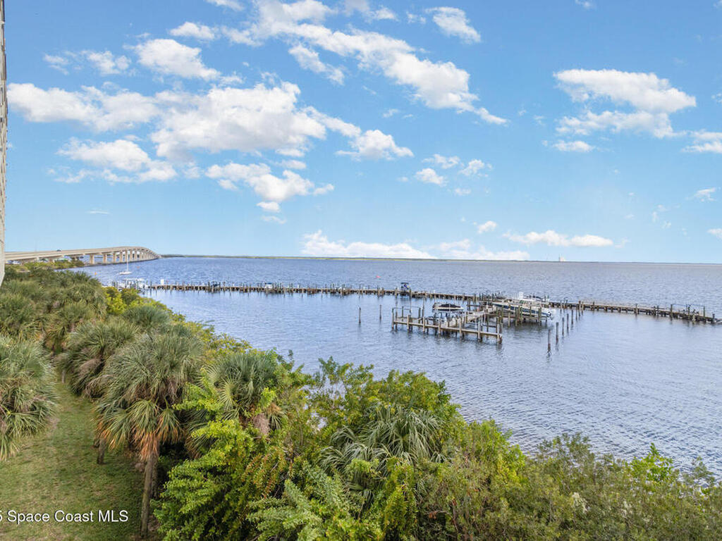 5 Indian River Avenue, Titusville, FL 32796