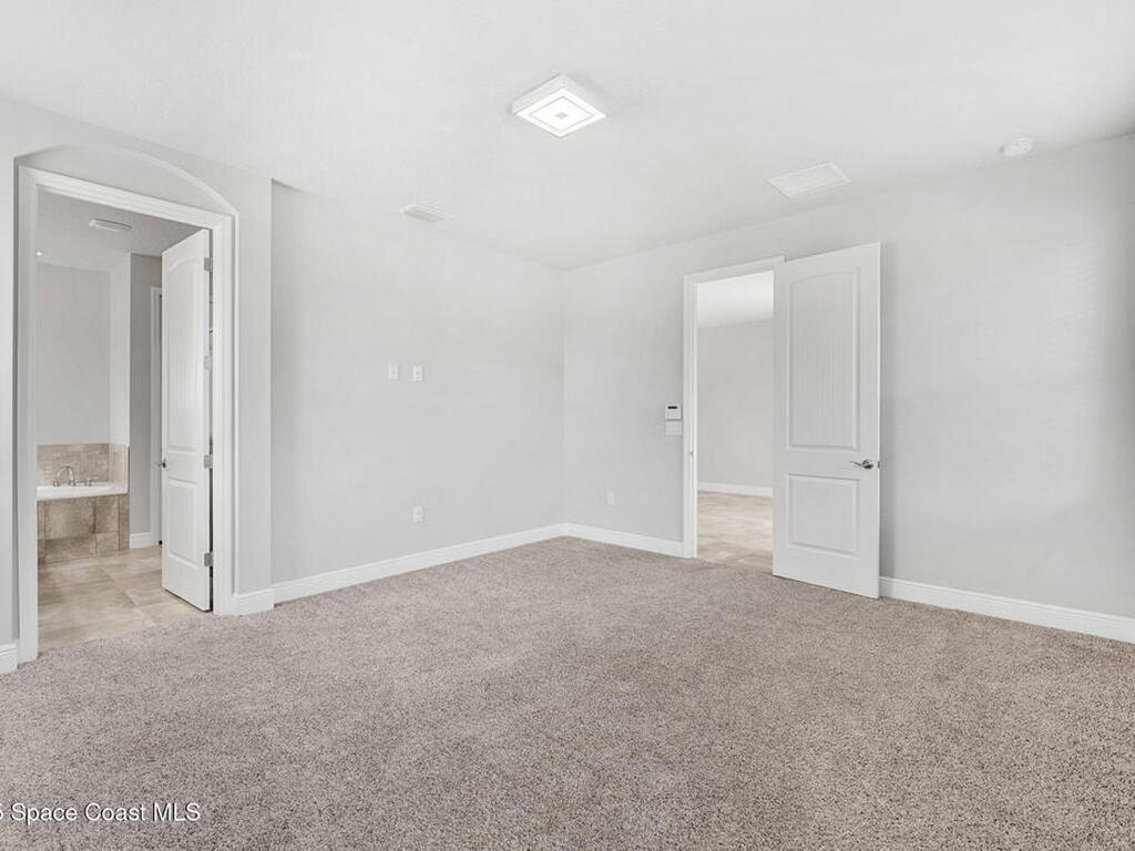 7584 Loren Cove Drive, Melbourne, FL 32940