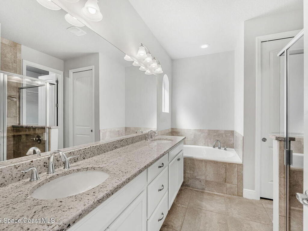 7584 Loren Cove Drive, Melbourne, FL 32940