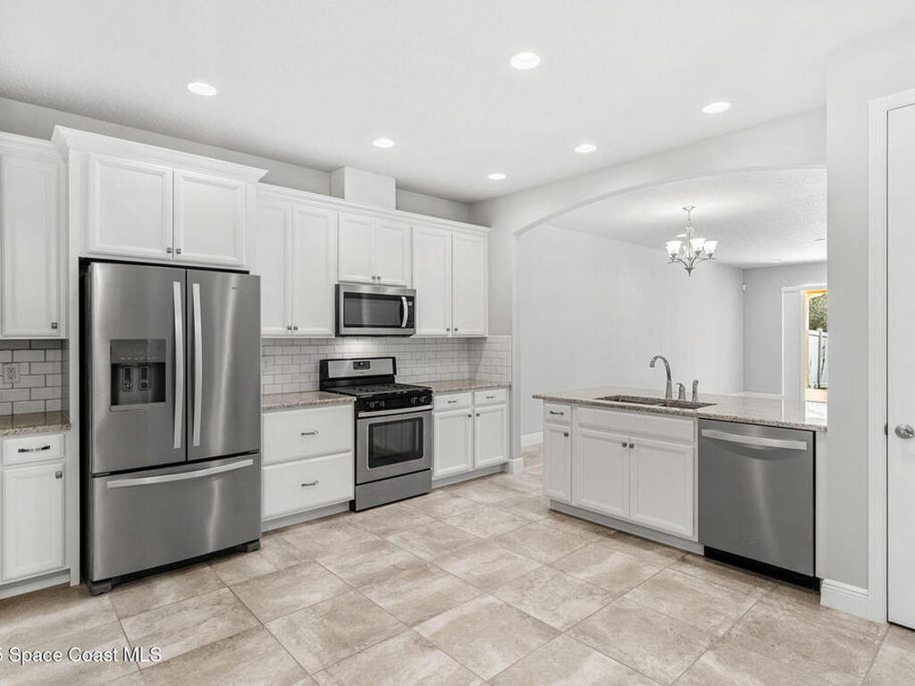 7584 Loren Cove Drive, Melbourne, FL 32940