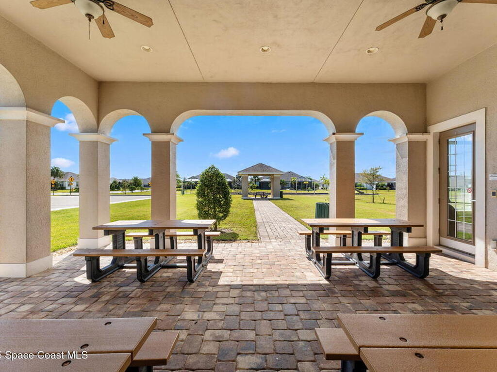 7584 Loren Cove Drive, Melbourne, FL 32940