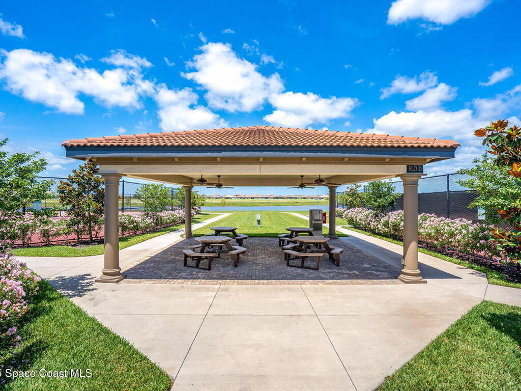 7584 Loren Cove Drive, Melbourne, FL 32940