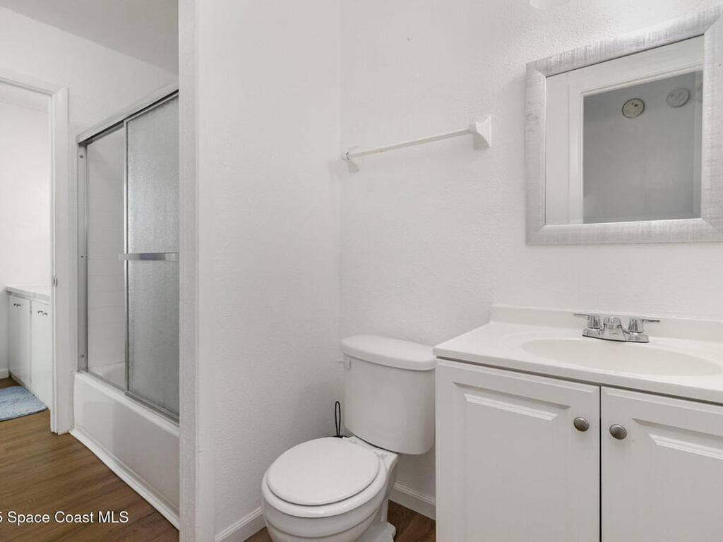 1020 Abada Court, Palm Bay, FL 32905