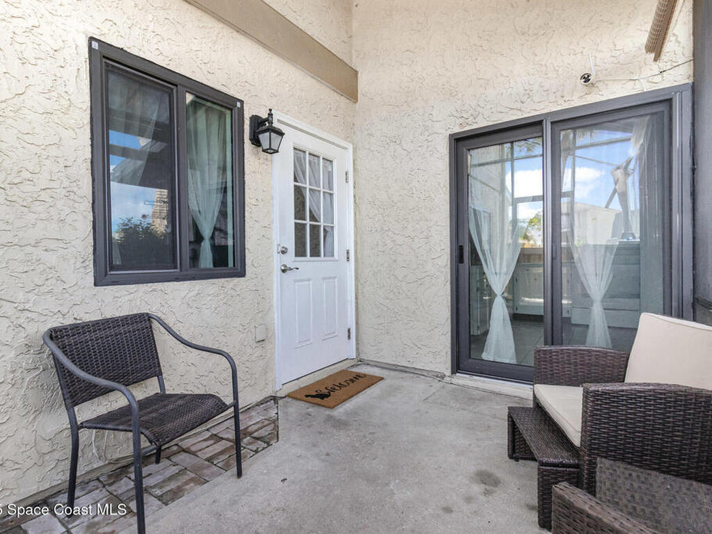 1020 Abada Court, Palm Bay, FL 32905