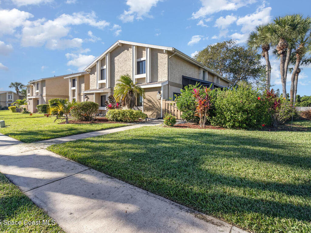 1020 Abada Court, Palm Bay, FL 32905