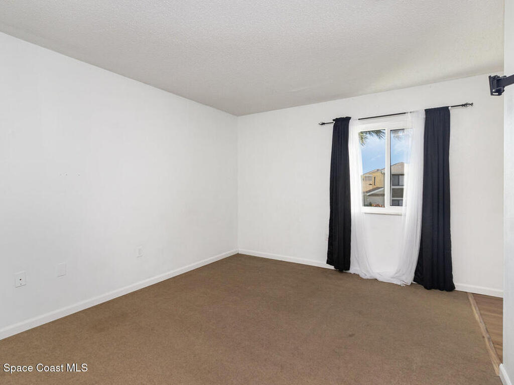 1020 Abada Court, Palm Bay, FL 32905