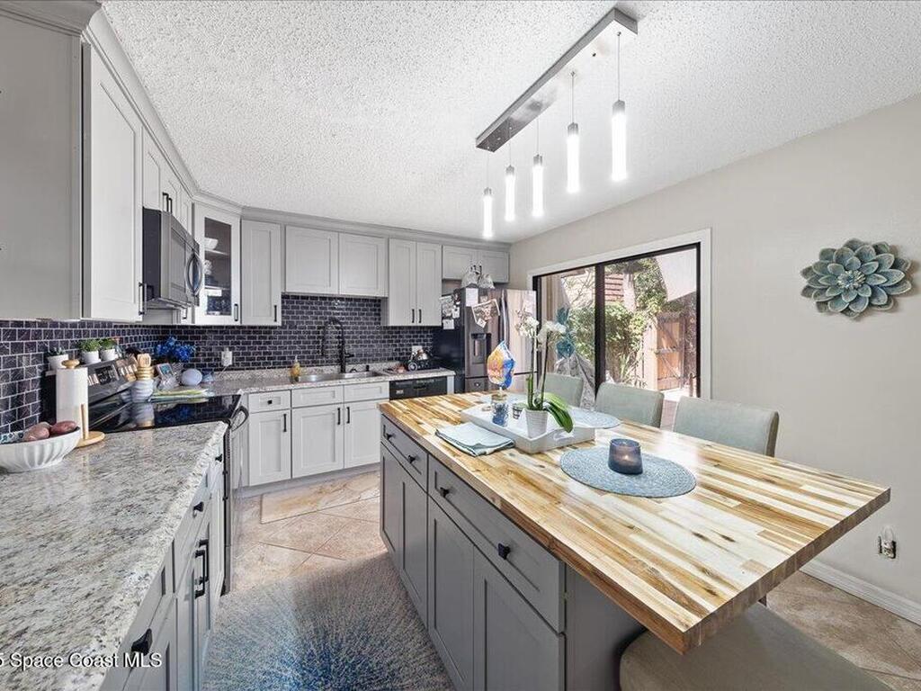 2513 Kaileen Circle, Palm Bay, FL 32905