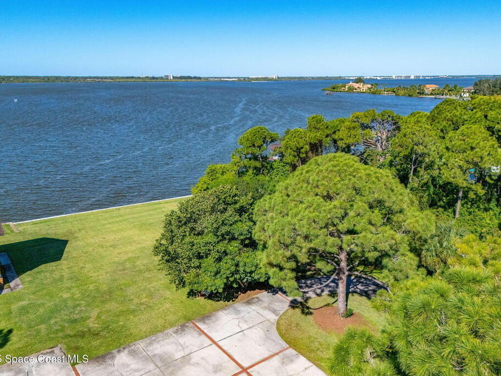 1725-A Newfound Harbor Drive, Merritt Island, FL 32952