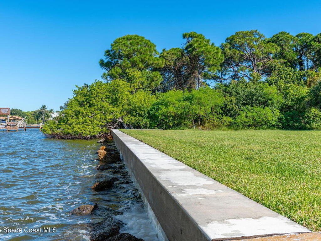 1725-A Newfound Harbor Drive, Merritt Island, FL 32952