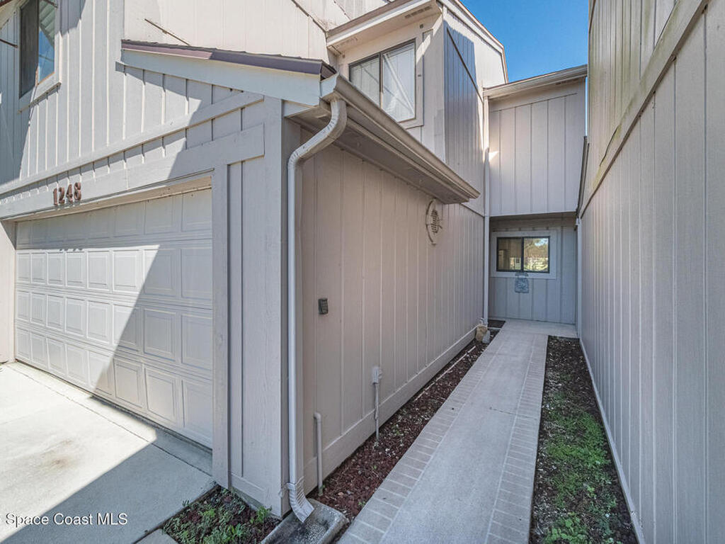 1248 Admiralty Boulevard, Rockledge, FL 32955