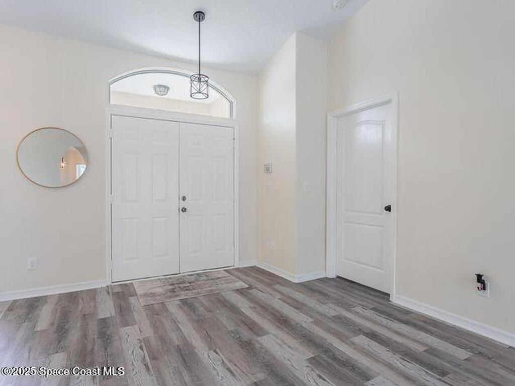 4920 48th Place, Vero Beach, FL 32967