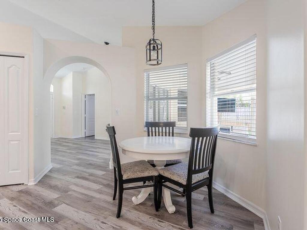 4920 48th Place, Vero Beach, FL 32967