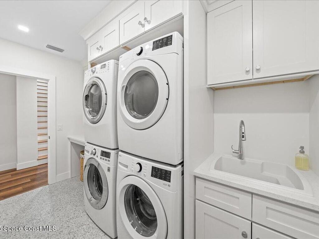 182 Bayshore Drive, Melbourne Beach, FL 32951