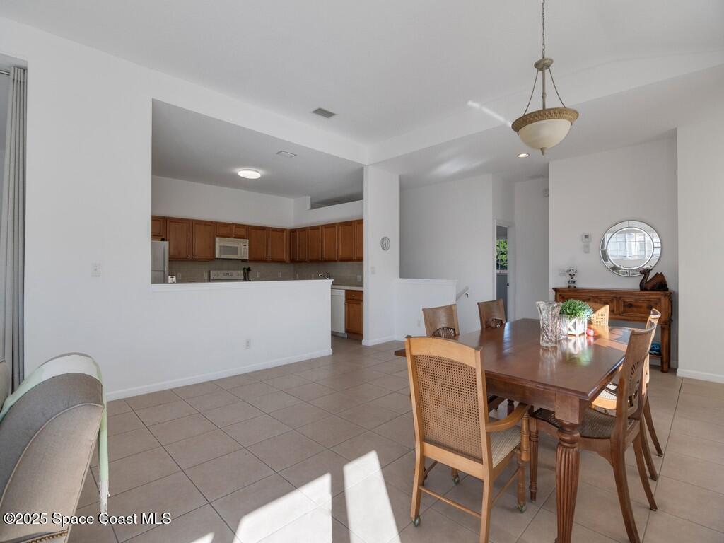 520 7th Square, Vero Beach, FL 32962