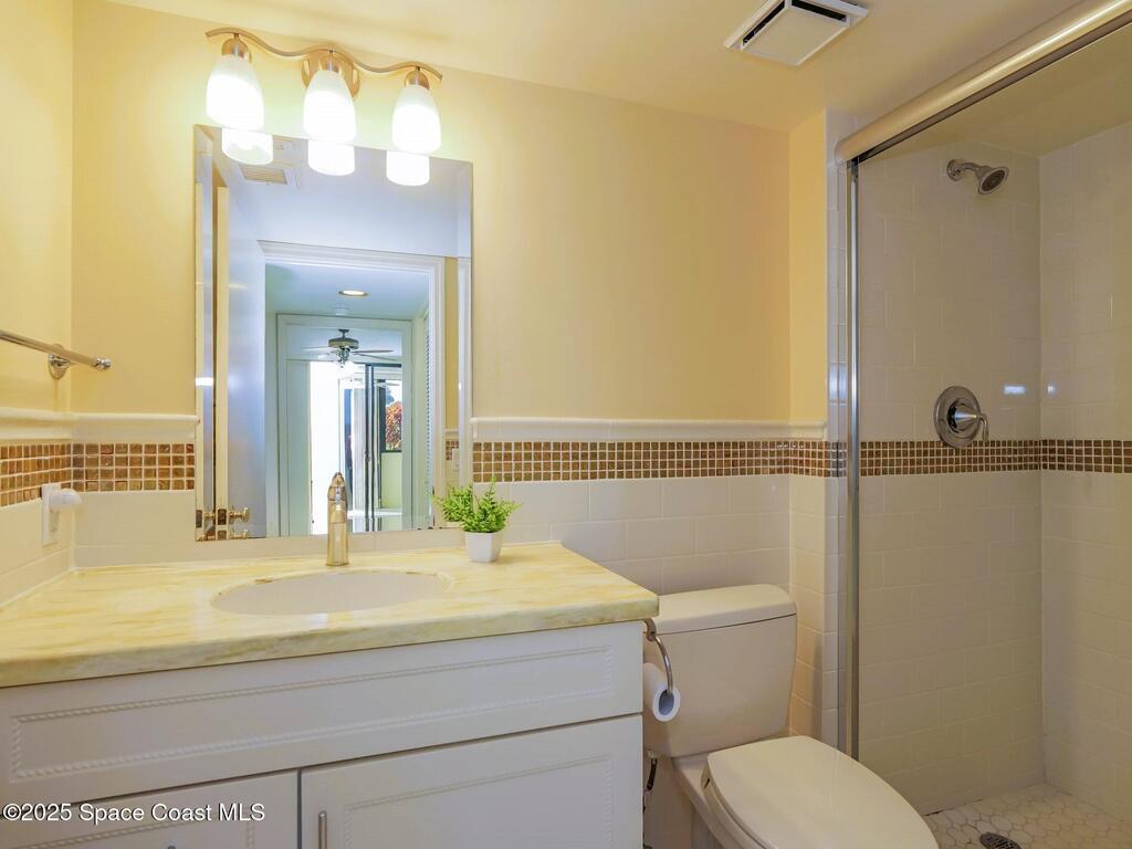 1821 Mooringline Drive, Vero Beach, FL 32963