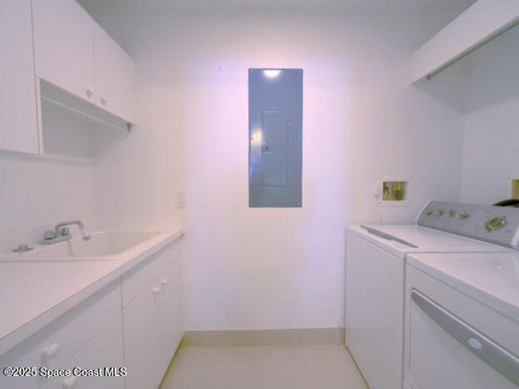 5 Indian River Avenue, Titusville, FL 32796