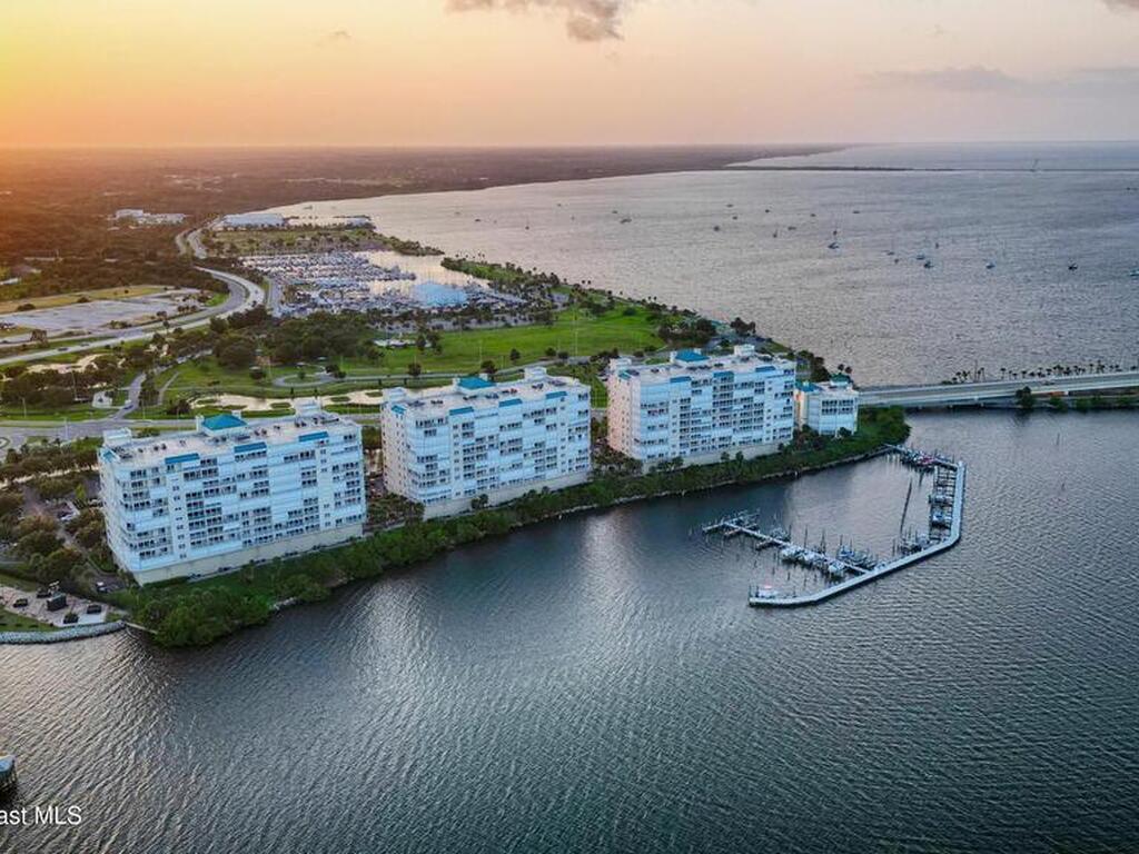 5 Indian River Avenue, Titusville, FL 32796