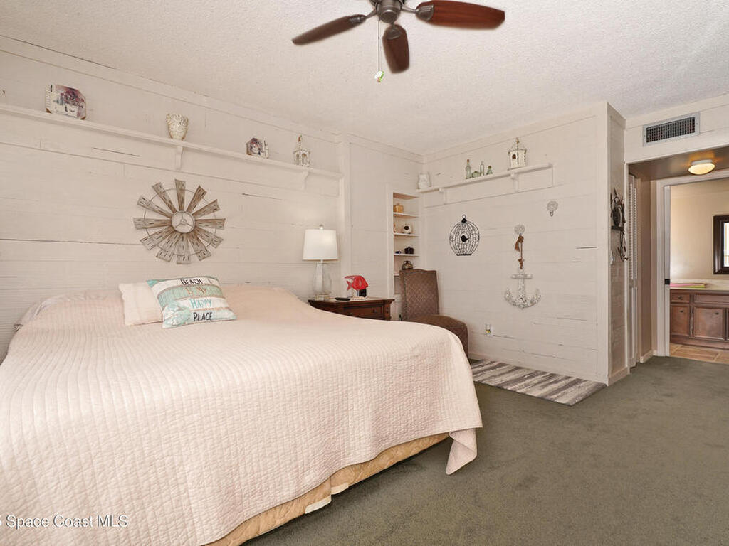 830 N Atlantic Avenue, Cocoa Beach, FL 32931