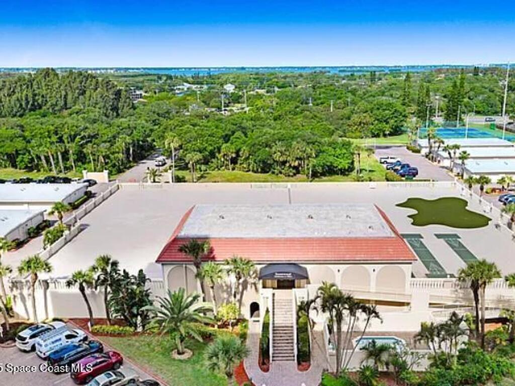 830 N Atlantic Avenue, Cocoa Beach, FL 32931