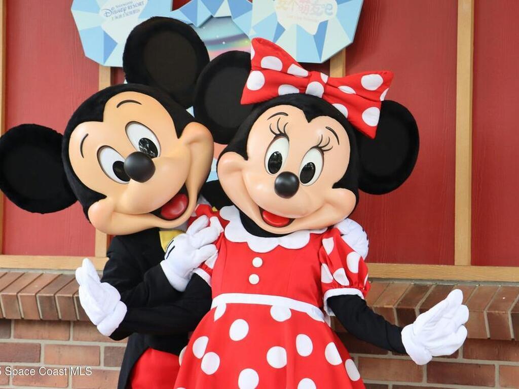 830 N Atlantic Avenue, Cocoa Beach, FL 32931