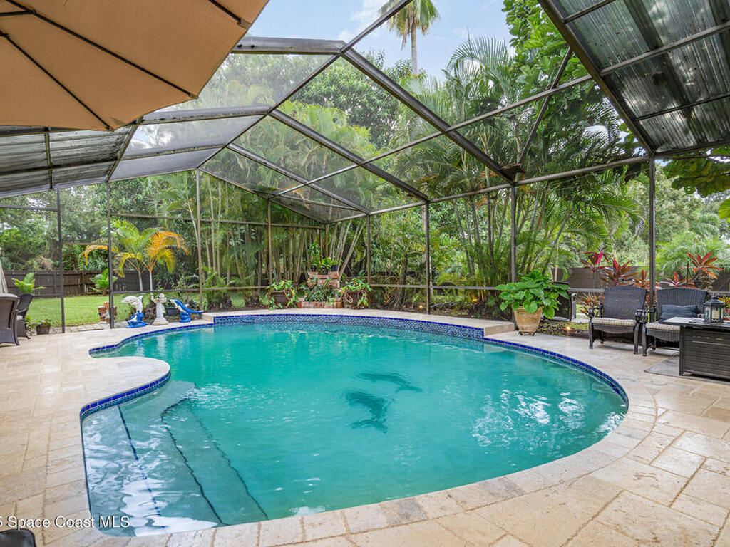 562 Lake Ashley Circle, Melbourne, FL 32904