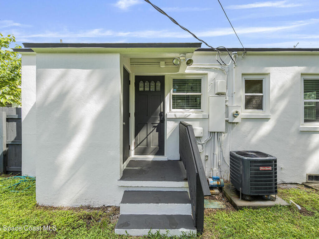 509 E Fee Avenue, Melbourne, FL 32901