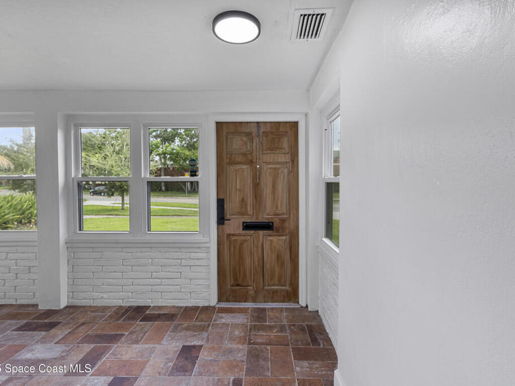 509 E Fee Avenue, Melbourne, FL 32901