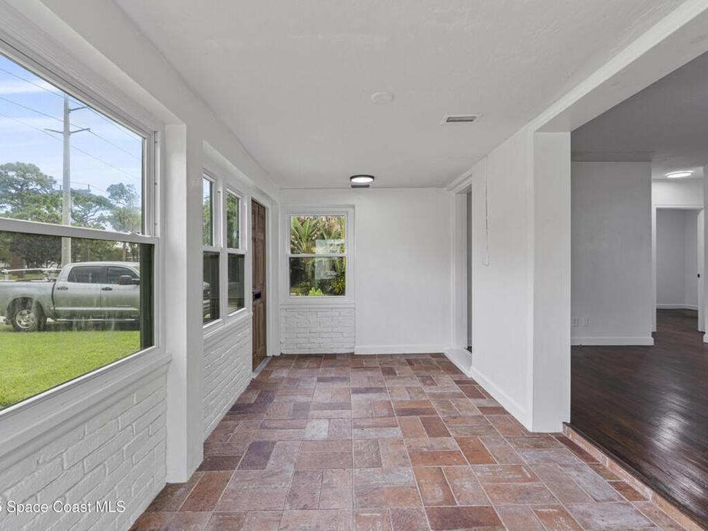 509 E Fee Avenue, Melbourne, FL 32901