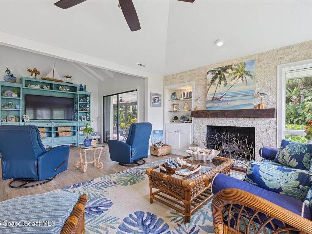 905 Starboard Dr Drive, Vero Beach, FL 32963