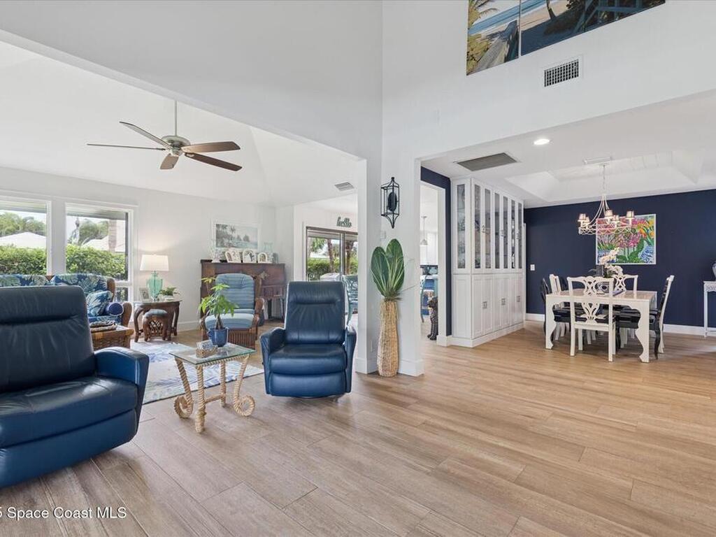 905 Starboard Dr Drive, Vero Beach, FL 32963