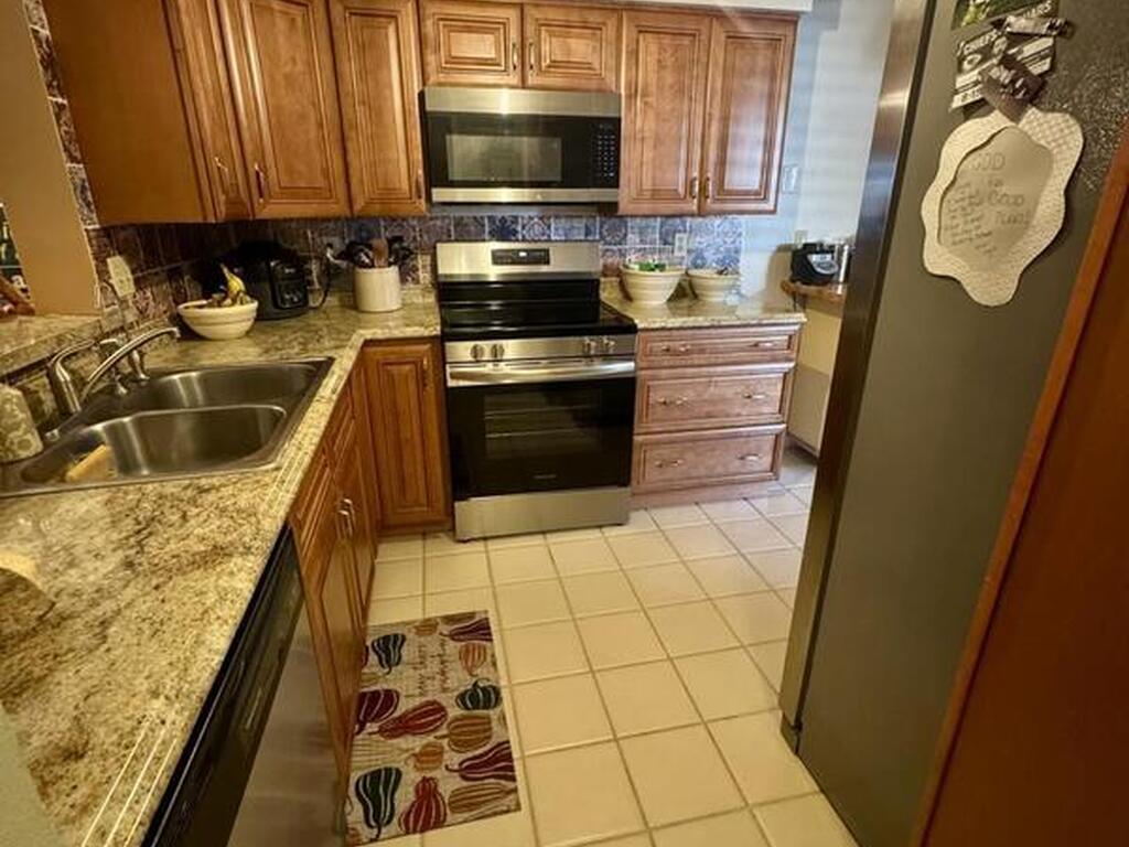 53 Anchor Drive, Indian Harbour Beach, FL 32937