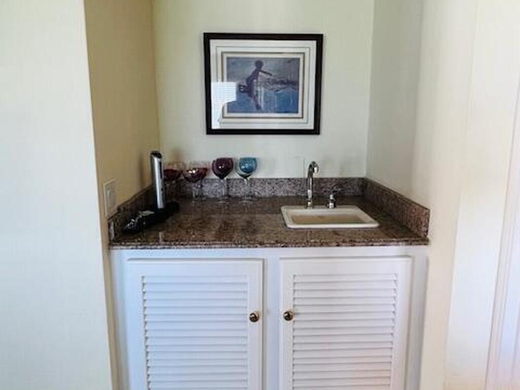 760 S Brevard Avenue, Cocoa Beach, FL 32931