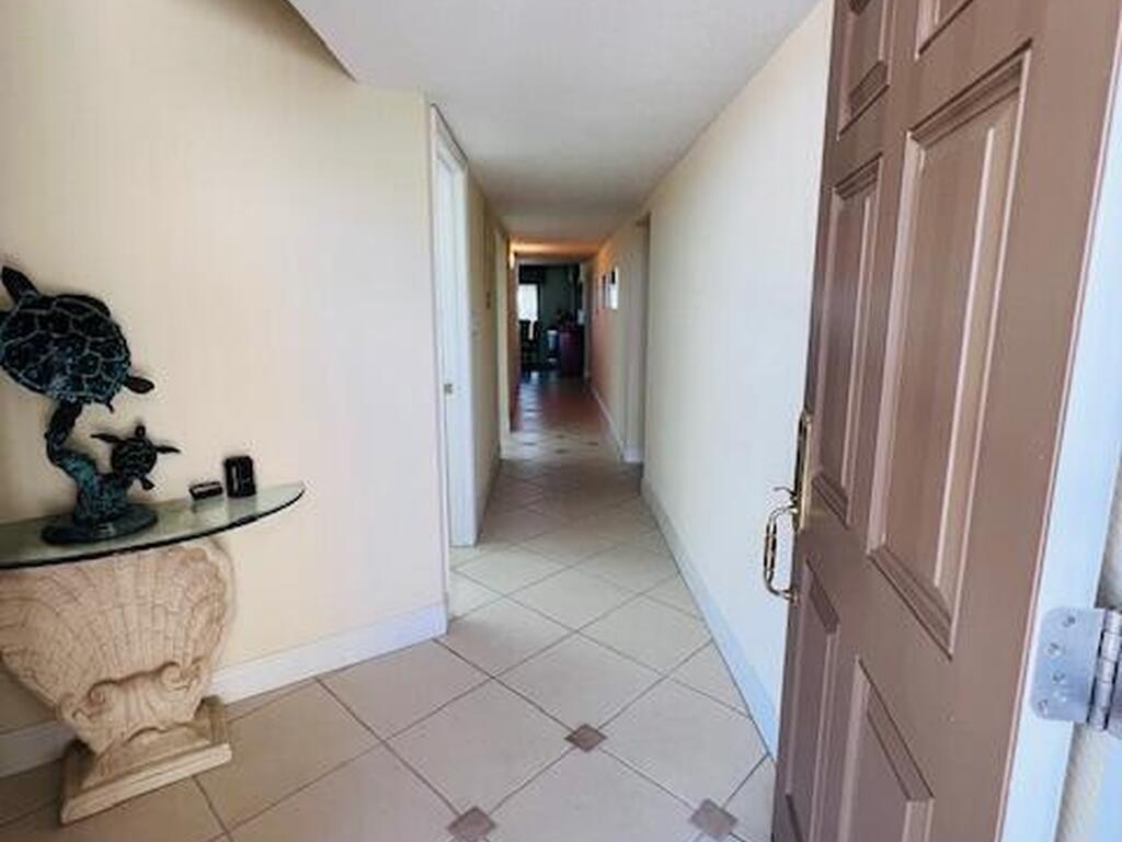 760 S Brevard Avenue, Cocoa Beach, FL 32931