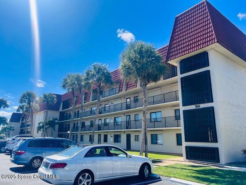 760 S Brevard Avenue, Cocoa Beach, FL 32931