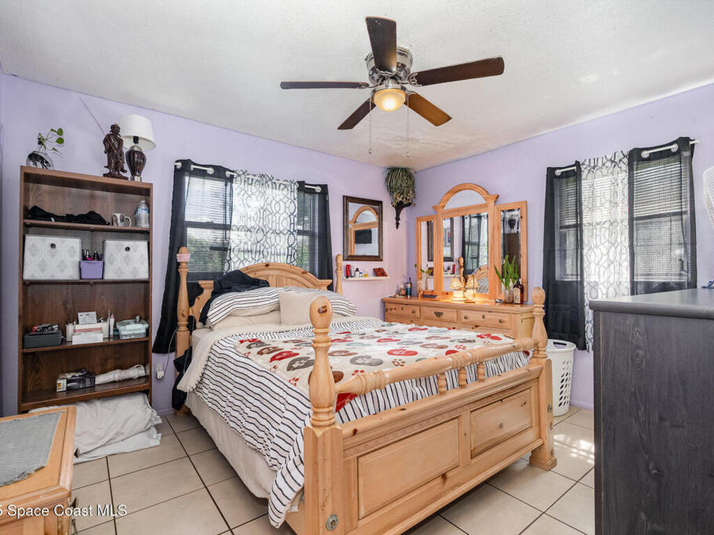 1712 Pineda Street, Cocoa, FL 32922