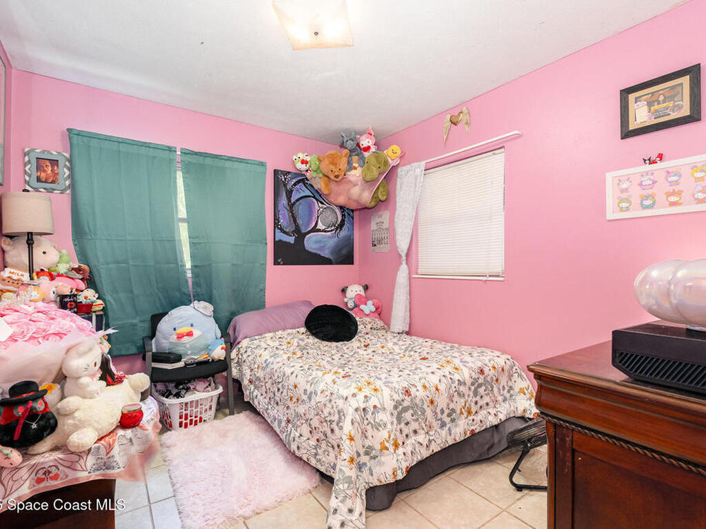 1712 Pineda Street, Cocoa, FL 32922