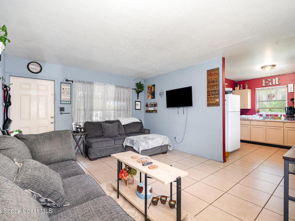 1712 Pineda Street, Cocoa, FL 32922