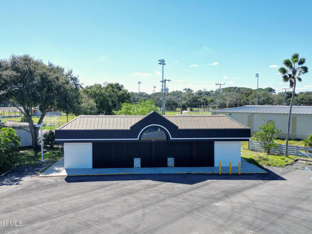 1035 W King Street, Cocoa, FL 32922