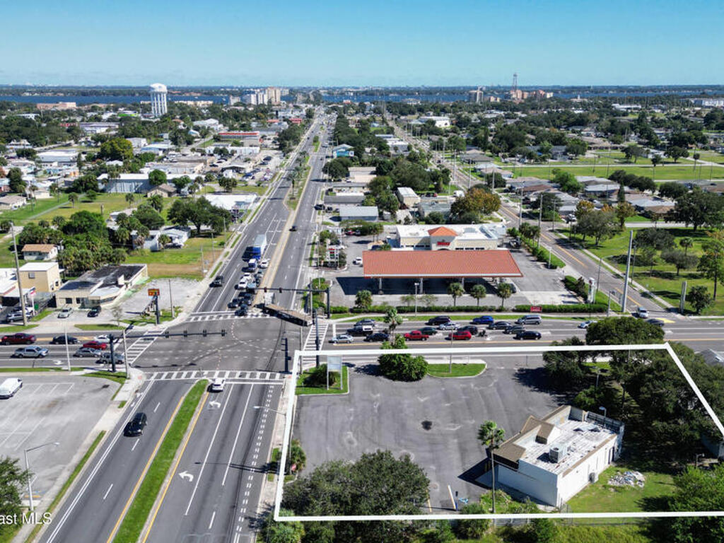 1035 W King Street, Cocoa, FL 32922