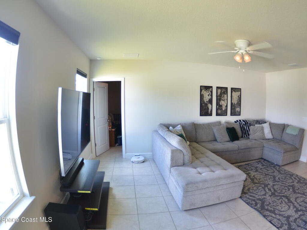 125 Lavenna Avenue, St. Cloud, FL 34771