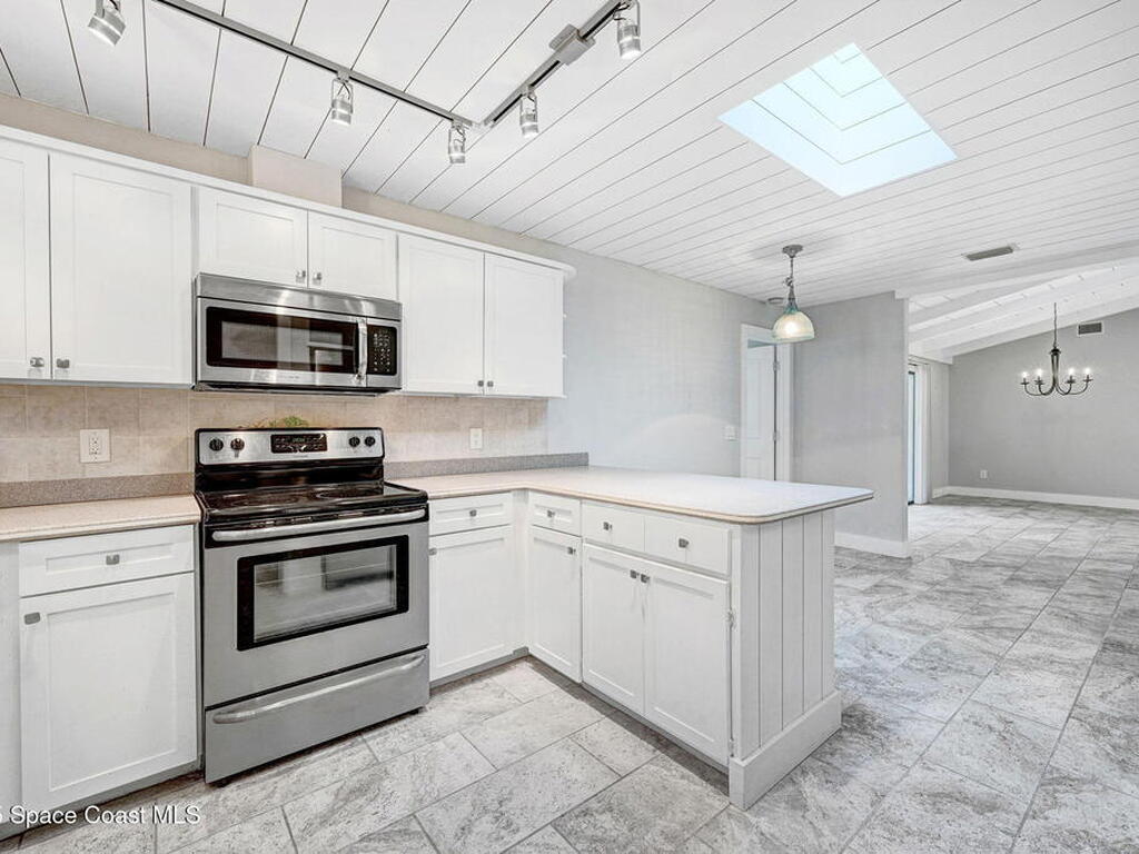 3301 Grant Road, Grant-Valkaria, FL 32949