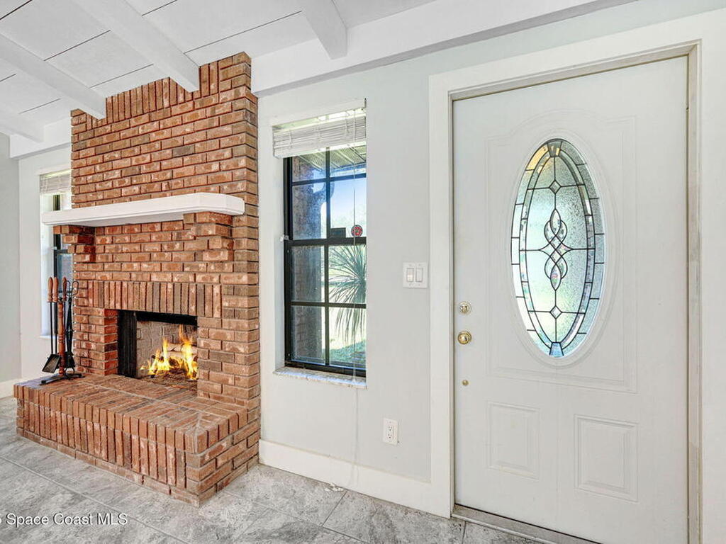 3301 Grant Road, Grant-Valkaria, FL 32949