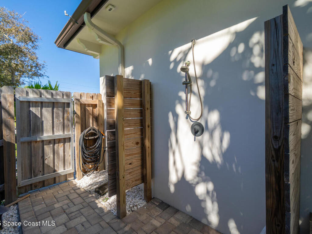 1441 Bay Shore Drive, Cocoa Beach, FL 32931