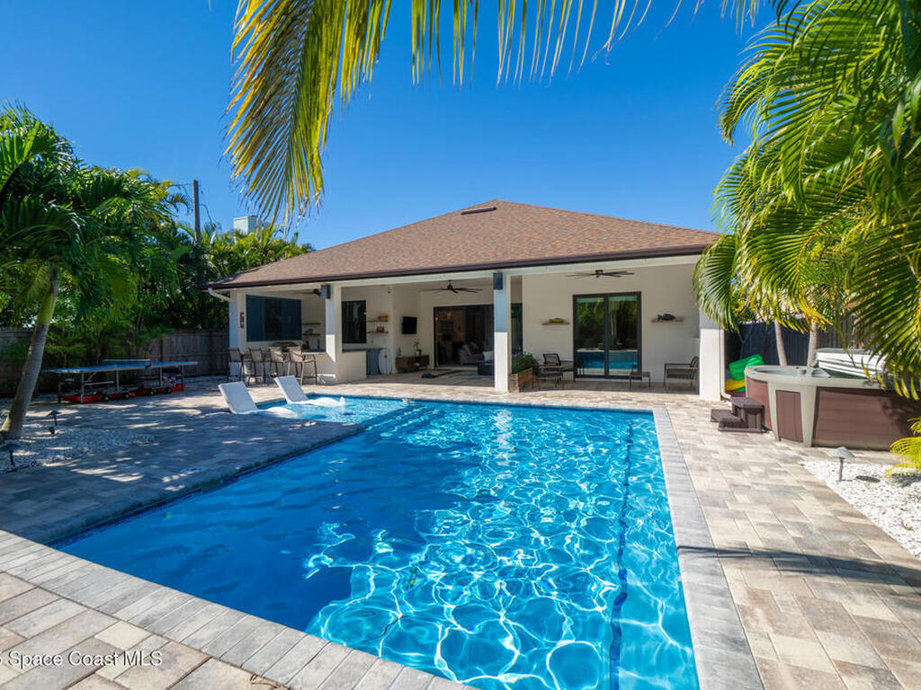 1441 Bay Shore Drive, Cocoa Beach, FL 32931